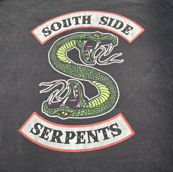Riverdale South Side Serpents Graphic T-Shirt Black Warner Bros Men's Tshirt - Picture 5 of 6
